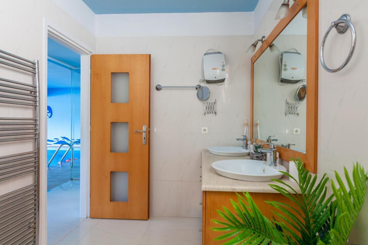 הרקליון Whiteblue Spa Villa, By Idealstay Experience מראה חיצוני תמונה