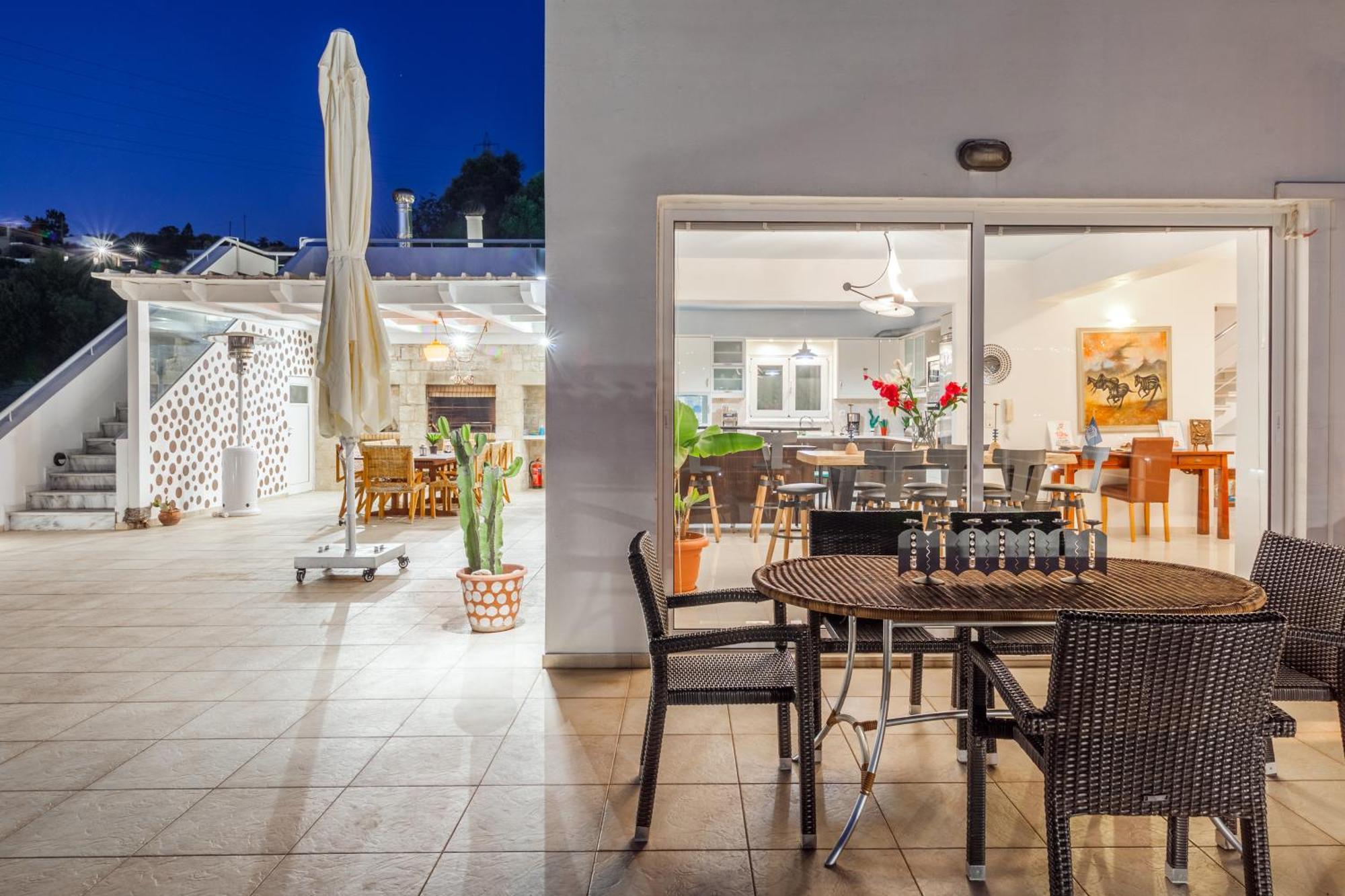 הרקליון Whiteblue Spa Villa, By Idealstay Experience מראה חיצוני תמונה